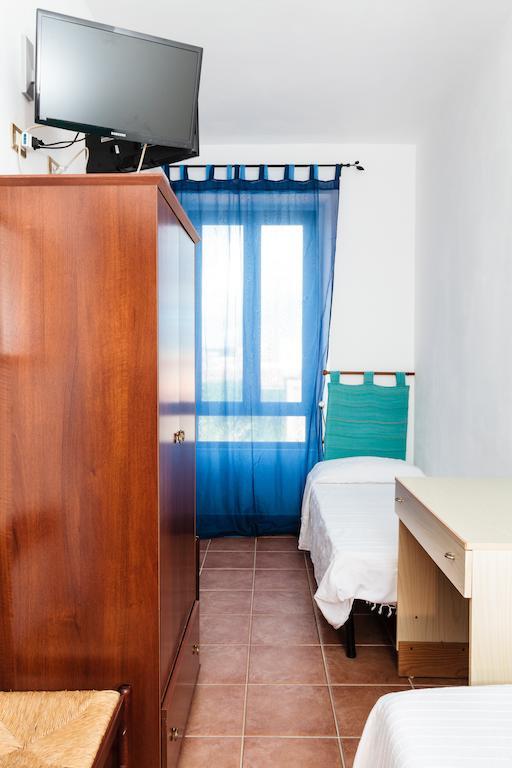 La Mezzanella Guesthouse Porto Torres Room photo